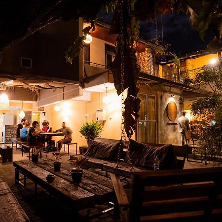 Drop Inn Hostels Colombo Exterior foto