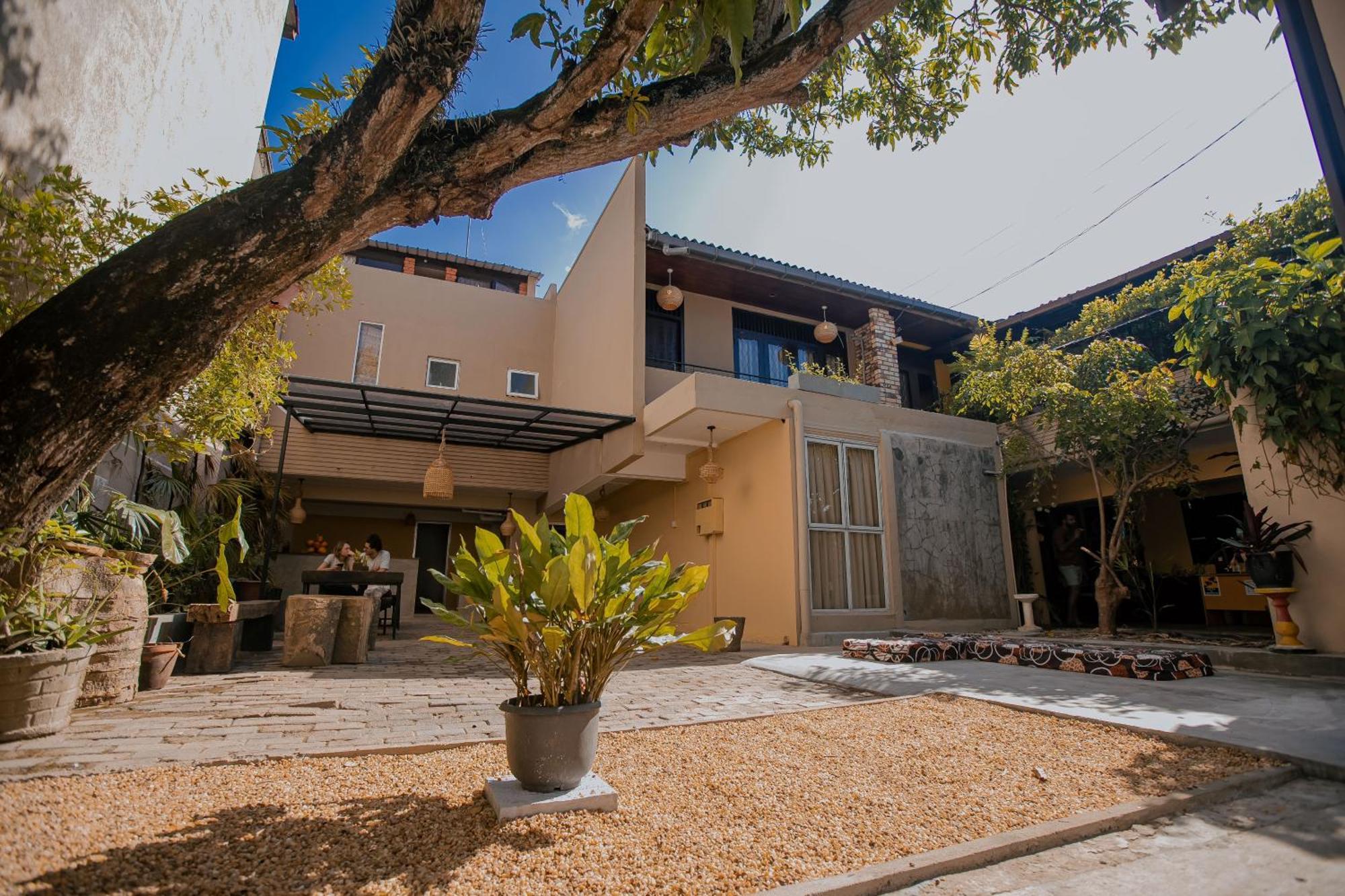Drop Inn Hostels Colombo Exterior foto